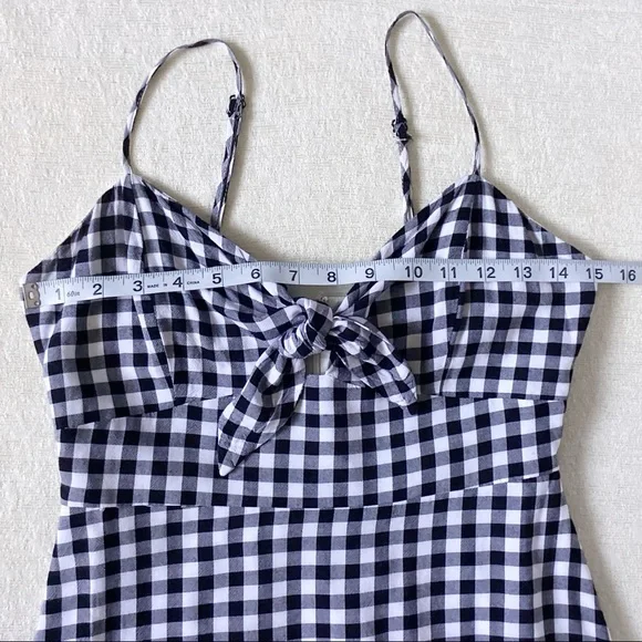 Lulu’s St. Helena Black and White Gingham Tie Front Dress Women’s Small Mini - Picture 13 of 15